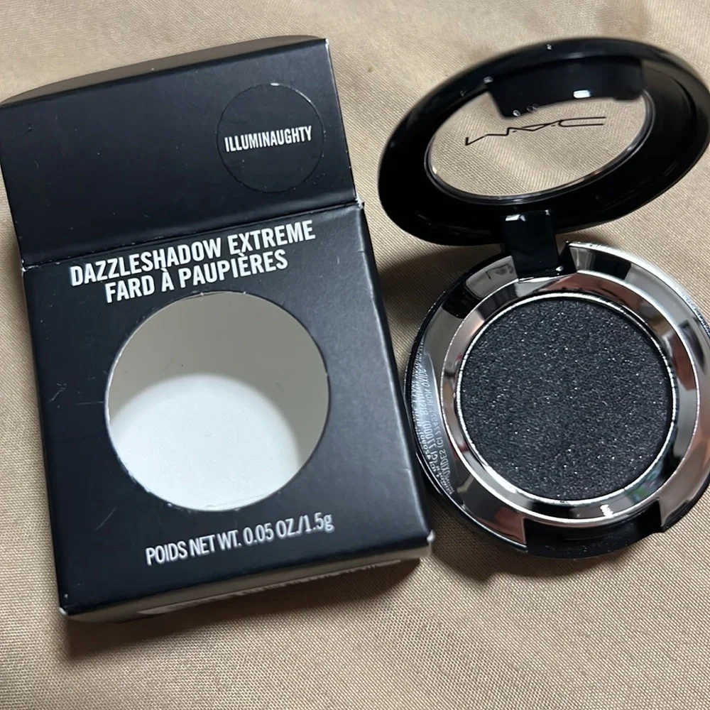 ♣️💙Mac Illuminaughty Dazzleshadow